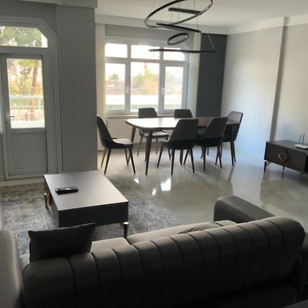 Luxury Z-Apart Family Homes 2 Bedrooms Wifi Near Metro Zeytinburnu Provincia di Istanbul Esterno foto