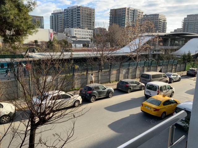 Luxury Z-Apart Family Homes 2 Bedrooms Wifi Near Metro Zeytinburnu Provincia di Istanbul Esterno foto